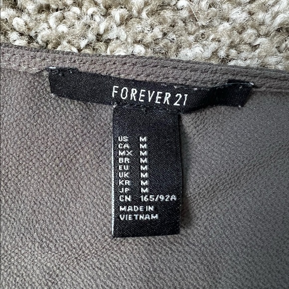 Forever 21 Long-sleeve Blouse - Picture 4 of 4